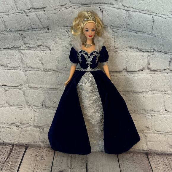 1999 Millennium Princess Holiday Celebration Barbie - Picture 1 of 6